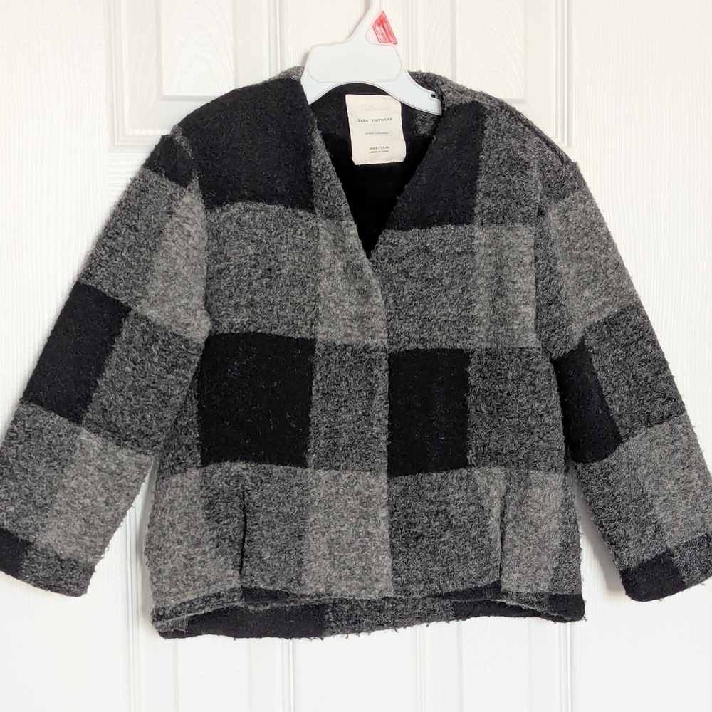 Zara Kids (Size 6) Black & Gray Checkered Wool Blend Jacket w/Faux-Fur Lining